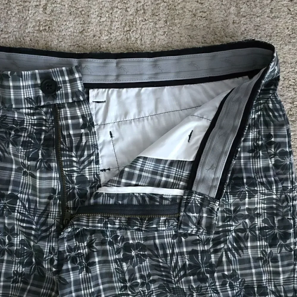 Tommy Bahama | Floral Shorts